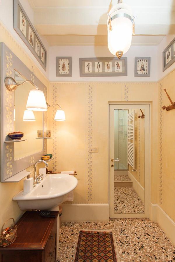 Explore Venice From A Sophisticated Hideaway In San Polo ภายนอก รูปภาพ